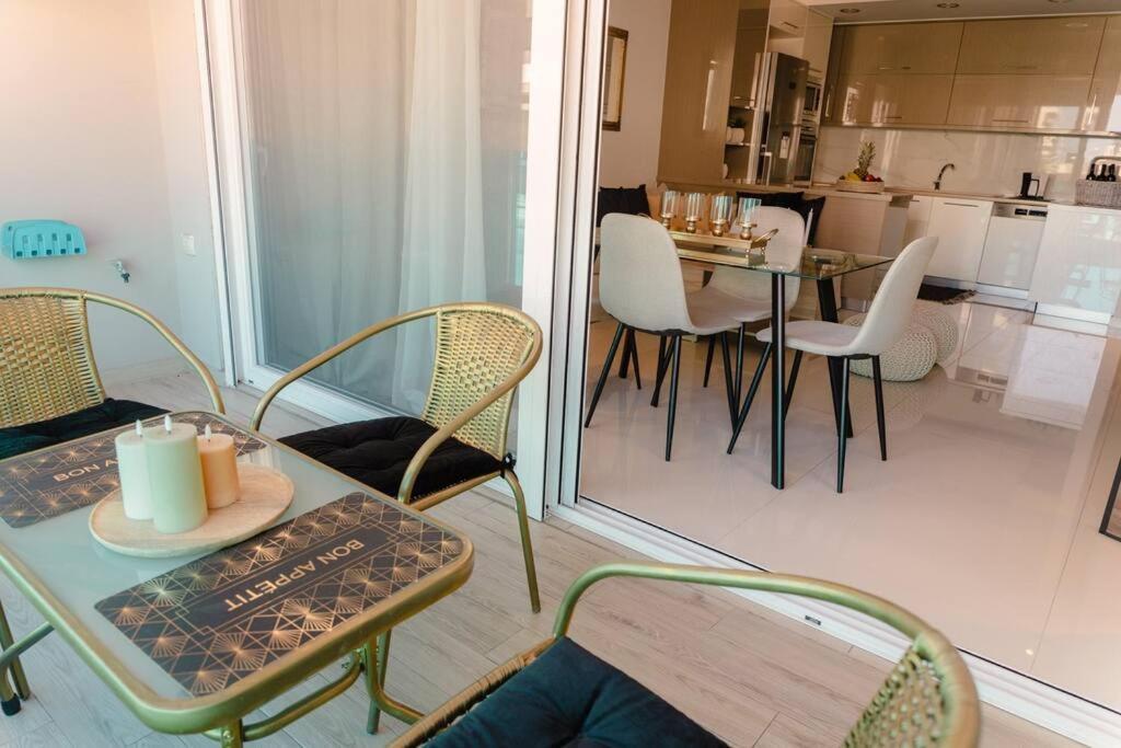 G&M Luxury Residence With Pool 干尼亞 外观 照片