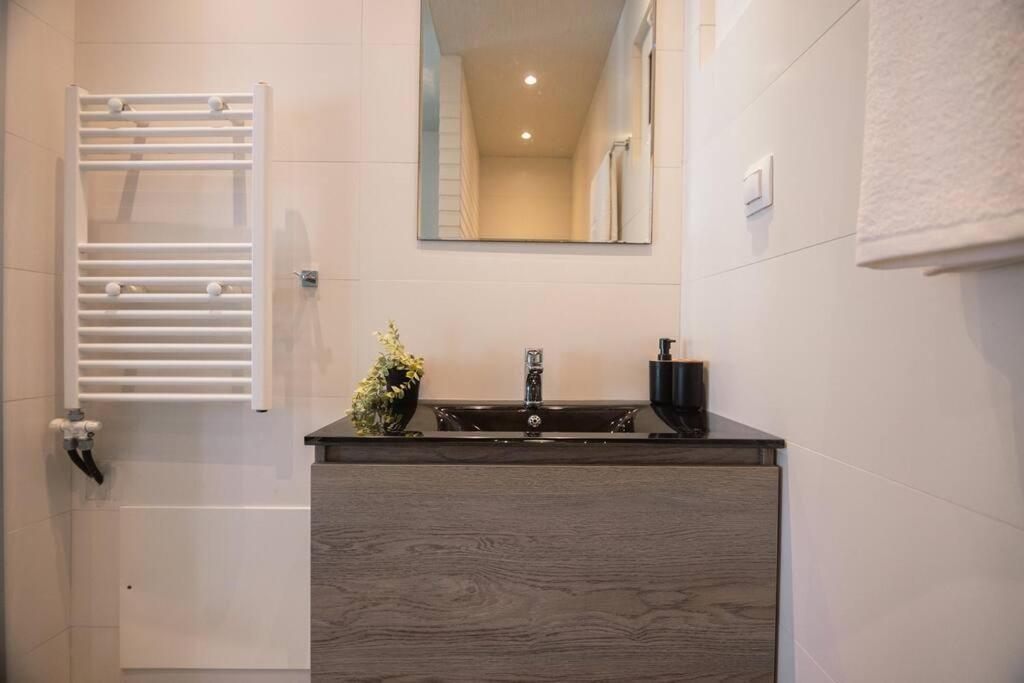 G&M Luxury Residence With Pool 干尼亞 外观 照片